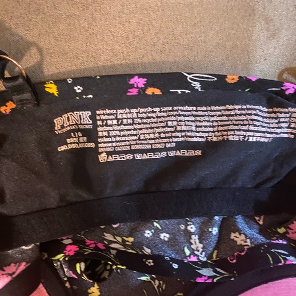 PINK Victorias Secret Large Wireless push-up bra - Picture 3 of 6